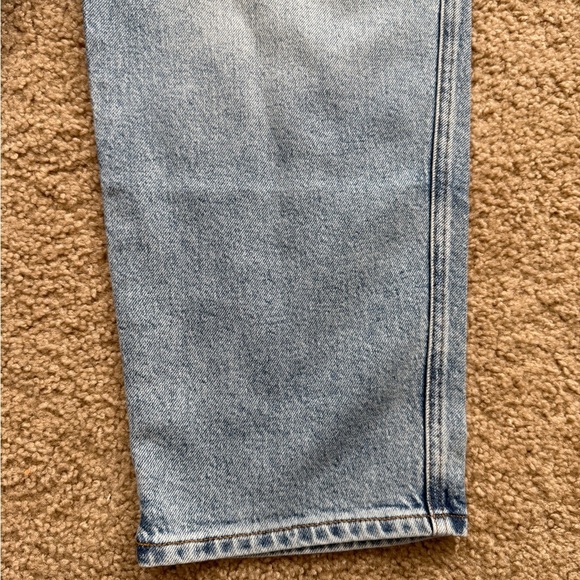 High Waist Ankle Jeans - Picture 5 of 10